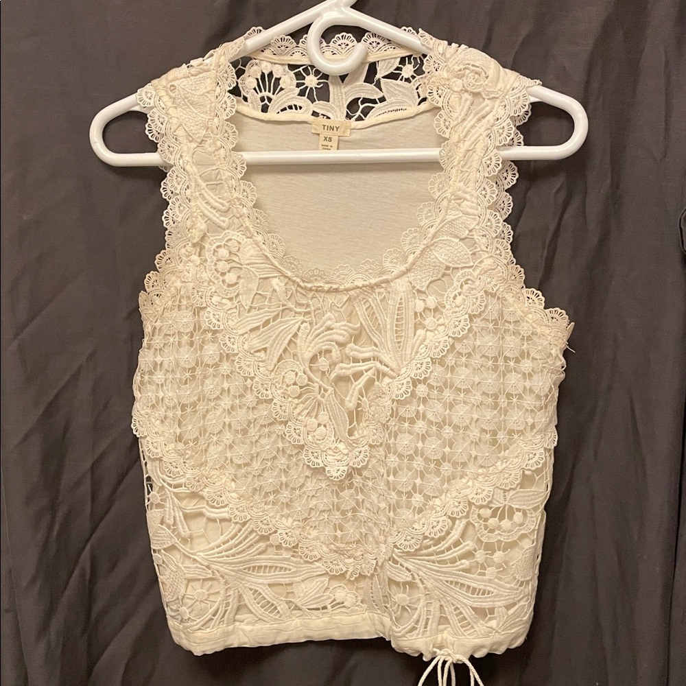 Anthropologie-Tiny Cream Colour Top Size XS